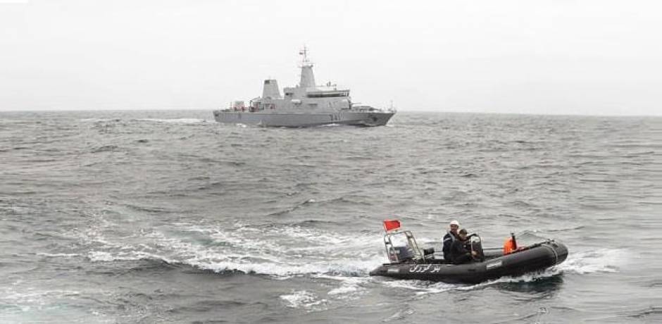 البحرية الملكية تقدم المساعدة لـ 308 مهاجراً سرياً