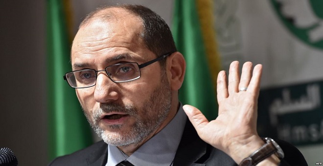 الجزائر: رئيس حزب يطالب بتأجيل الرئاسيات لإخراج البلاد من الأزمة