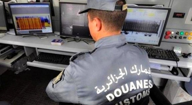 الجزائر.. تسجيل محاولات تهريب 60 مليون دولار خلال 9 أشهر الماضية