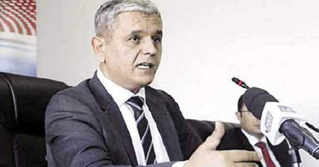 سياسي جزائري: النظام يبحث عن خليفة بوتفليقة