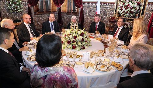الملك يقيم مأدبة عشاء على شرف الوزير الأول التشيكي
