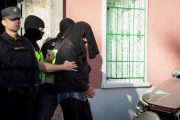 إسبانيا تطرد إماما مغربيا بتهمة التطرف
