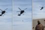 بالفيديو... لحظة سقوط جندي من طائرة هليكوبتر
