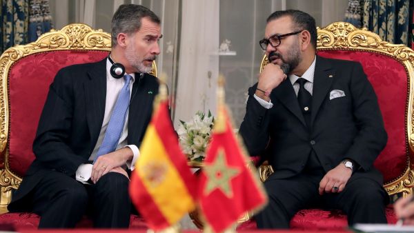 الملك محمد السادس والعاهل الإسباني يترأسان حفل التوقيع على عدة اتفاقيات