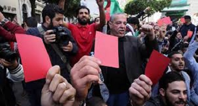 الجزائر.. غياب الحكومة يشل الحركة الاقتصادية بالبلاد