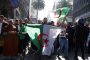 نشطاء جزائريون يطالبون بطرد 