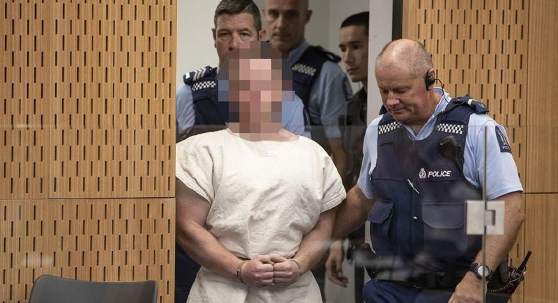 إرهابي نيوزيلندا يشتكي حرمانه من التلفاز والهاتف في السجن