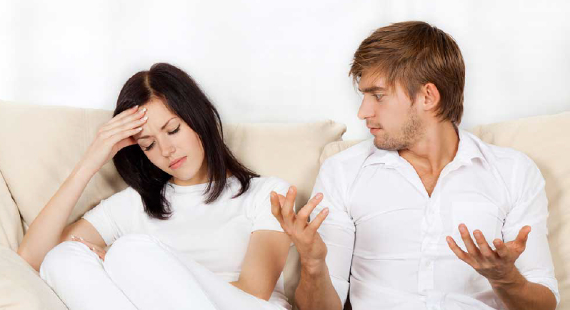 4 أشخاص يجب تجنب الأخذ بنصائحهم في المشاكل الزوجية