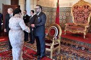 الرباط.. الملك محمد السادس يعين سفراء جددا ويودع دبلوماسيين أجانب