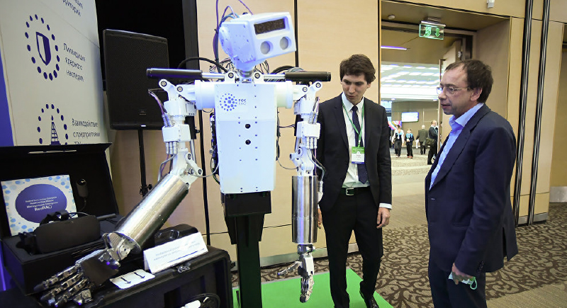 الروبوتات تهدد البشر.. تستحوذ على 20 مليون وظيفة بحلول عام 2030