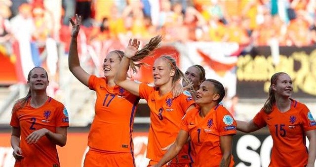 لأول مرة في التاريخ.. الهولنديات يبلغن نهائيات كأس العالم لكرة القدم