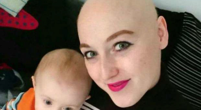 بعد علاج كيماوي واستئصال ثدي سيدة تكتشف خطأ تشخيصها بالسرطان مشاهد 24