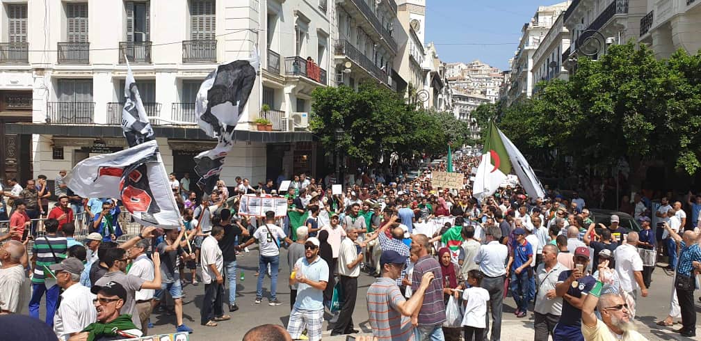 الجزائر.. تجدد مسيرات الطلبة لمواجهة 