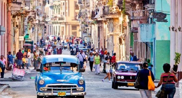 بعد عودة العلاقات الدبلوماسية.. عائلة مغربية تقرر الاستثمار في كوبا