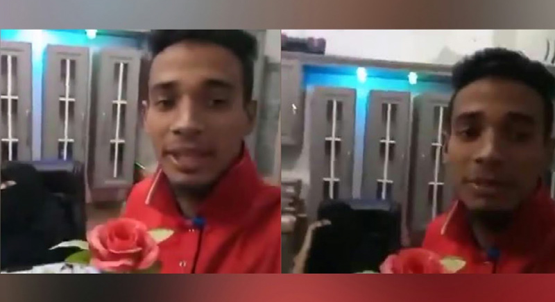 السعودية: القبض على آسيوي التقط فيديو وهو يحمل وردة أمام موظفة !(فيديو)