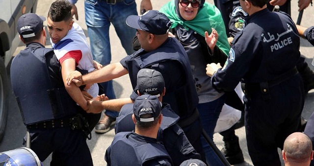 الجزائر.. حملة اعتقالات كبيرة تطال النشطاء خلال 