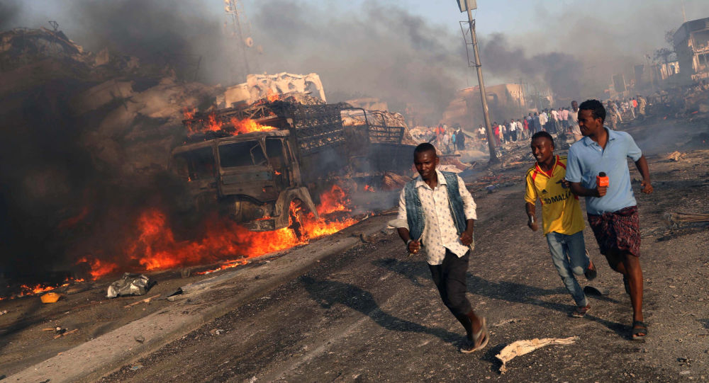 الصومال.. 76 قتيلا جراء انفجار سيارة مفخخة قرب مركز أمني