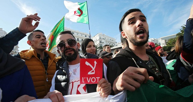 في انتخابات تواجه مقاطعة شعبية.. فتح مكاتب الاقتراع بالجزائر