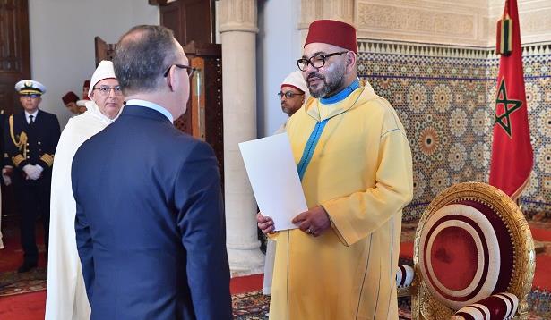 الملك محمد السادس يستقبل عددا من السفراء الأجانب