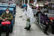 بعد التعليمات الملكية.. وصول بعض مغاربة الصين إلى مطار محمد الخامس