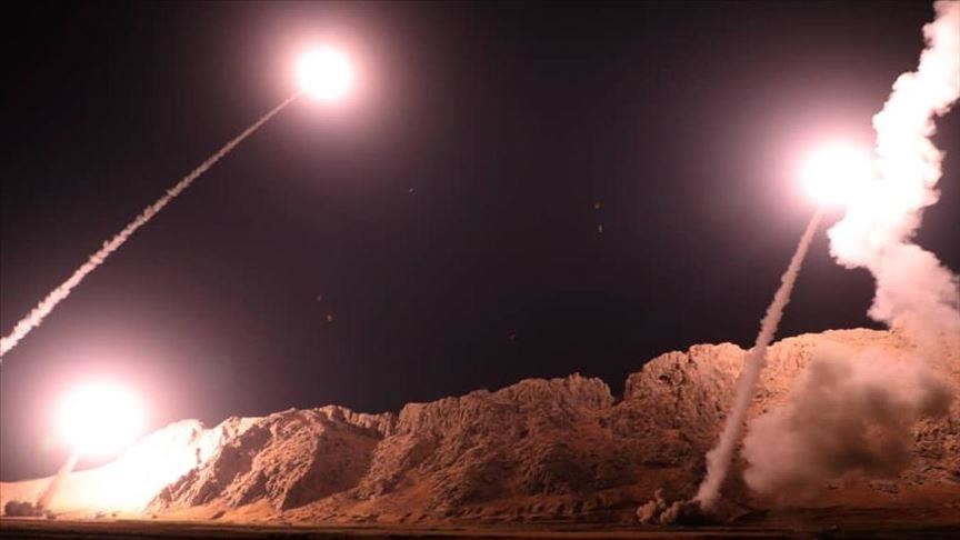 حرب محتملة.. إيران تشن هجوما صاروخيا على منشآت أمريكية بالعراق