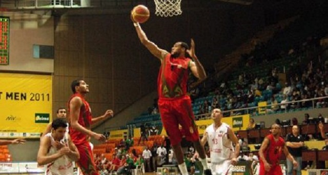 المنتخب المغربي لكرة السلة يتغلب على نظيره الجزائري