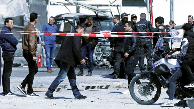تونس.. تطورات جديدة في الهجوم الانتحاري بمحيط السفارة الأمريكية