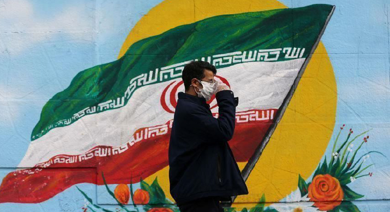 إيران تسمح لـ 54 ألف سجين بقضاء عقوبتهم في المنازل
