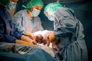 وجدة: تسجيل أول حالة ولادة لامرأة مصابة بفيروس كورونا