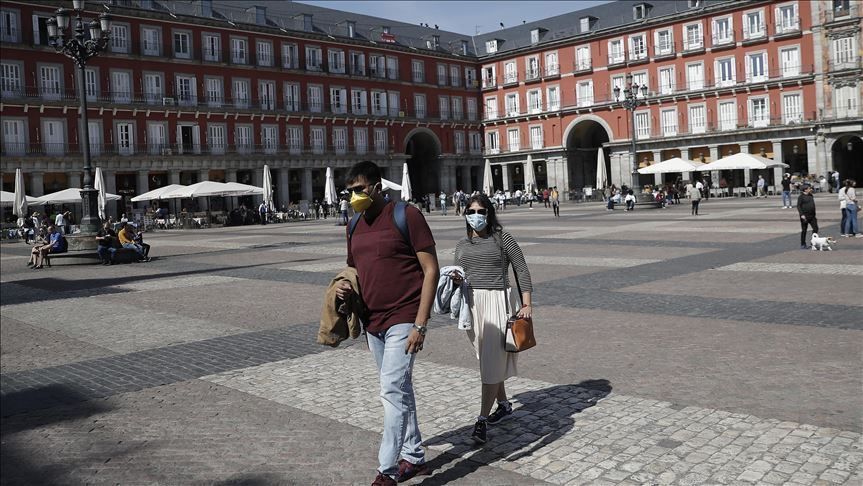إسبانيا تمدد الإغلاق حتى الـ 9 ماي لمواجهة كورونا‎
