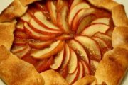 وصفة لتحضير فطيرة التفاح بالقرفة