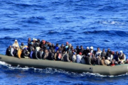 البحرية الملكية تنقذ بعرض البحر الأبيض المتوسط 93 مهاجراً سرياً