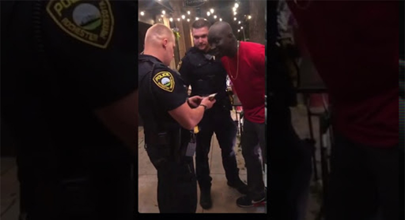 فيديو.. عملية اعتقال عنصرية جديدة في أمريكا تنتهي بمفاجأة