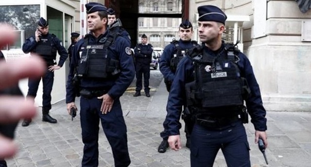 فرنسا.. الشرطة تنفي وقوع انفجار بالعاصمة.. وتؤكد اختراق طائرة لحاجز الصوت