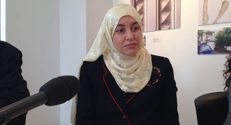 قاضية كندية تعتذر لامرأة مسلمة طلبت منها خلع الحجاب
