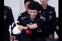 شرطية صينية تمتلك قدرات خارقة (فيديو)