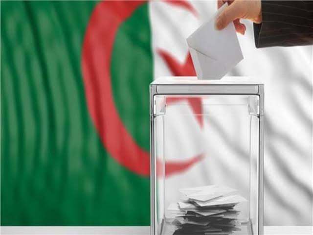 الجزائر.. انطلاق استفتاء تعديل الدستور في غياب الرئيس وتوقعات بمشاركة ضعيفة