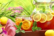 طريقة تحضير الشاي المثلج بنكهة الليمون والنعناع