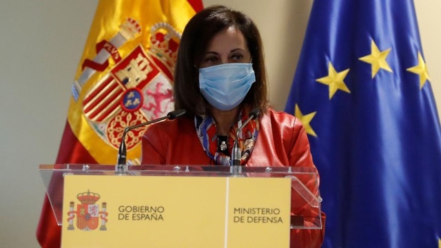 وزيرة دفاع إسبانيا: رسالة المتقاعدين توريط للملك وإخلال بالتقاليد العسكرية