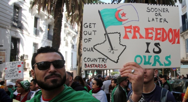 طلحة جبريل: الدولة العميقة بالجزائر تدفع لتقهقر وتراجع الوضع الاقتصادي والاجتماعي