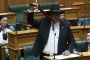 نيوزيلاندا: طرد نائب من البرلمان لعدم ارتدائه ربطة عنق