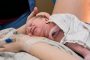 ولادة أول رضيعة تحمل أجساما مضادة لكورونا بعد تطعيم والدتها