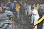 فيديو يرصد لحظة انهيار مدرج بالجماهير أثناء مباراة: وإصابة 100 مشجع