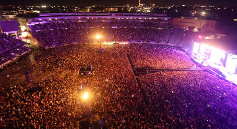 نيوزلندا: 50 ألف شخص في حفل موسيقي دون كمامات ودون تباعد