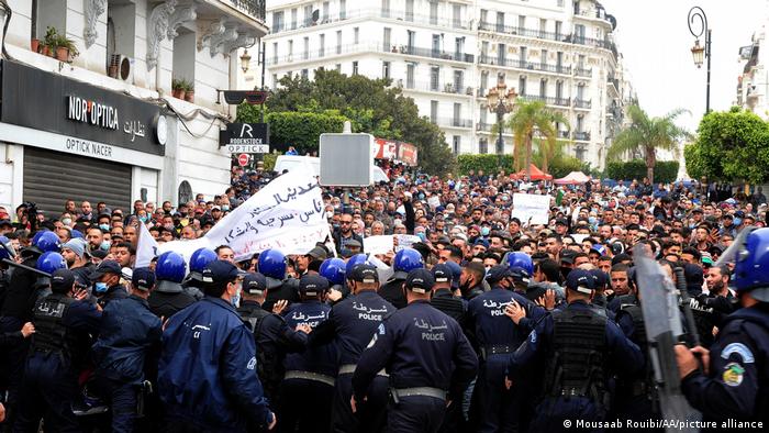 منظمة العفو الدولية تشجب استعمال قانون الإرهاب لقمع الحراك الجزائري