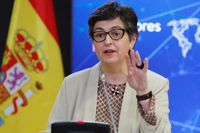 الجيش الإسباني يُكذب وزيرة الخارجية ويكشف تورطها في إخفاء هوية زعيم 