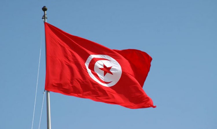 في ظل أزمة اقتصادية.. تخفيض التصنيف الائتماني بتونس إلى مستويات قياسية
