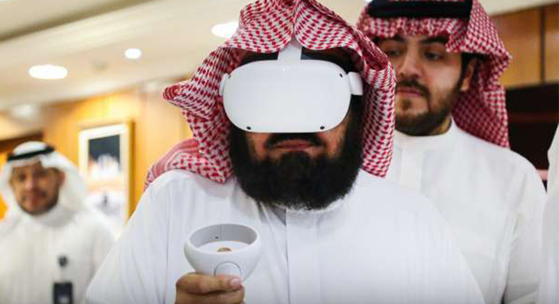السعودية تطلق مبادرة تسمح بلمس الحجر الأسود افتراضيا (صور)