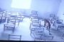 فهد يقتحم إحدى المدارس في الهند ويهاجم التلاميذ (فيديو)