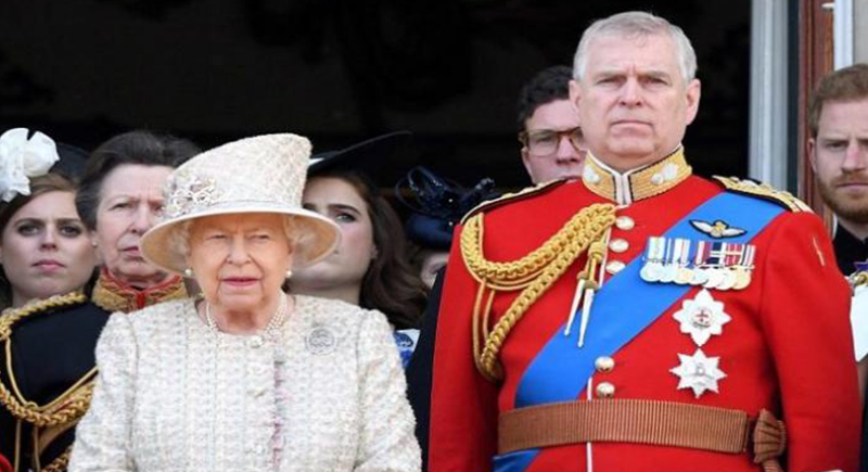 بريطانيا: تخلي الأمير أندرو عن مهامه الملكية والعسكرية
